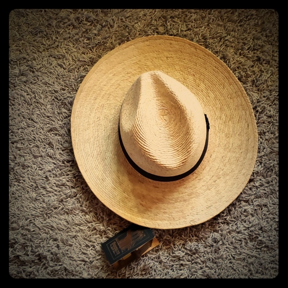 NWT Brooklyn hat co. hat 100% Mexican Palm